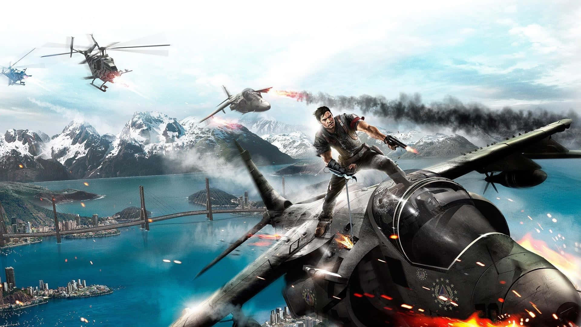 1920x1080 Just Cause 4 背景 飛行飛機 壁紙 — 一名男子站在燃燒的戰鬥機上，在白雪覆蓋的山脈和沿海城市上空進行空戰。