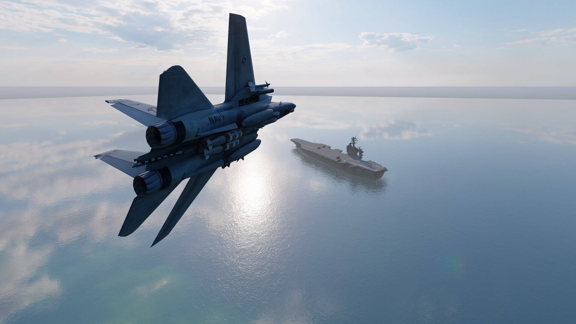1920x1080 擊機飛越海面 壁紙 — 一架海軍戰鬥機在平靜的海面上翱翔，遠處有一艘大型航空母艦在部分多雲的天空下可見。