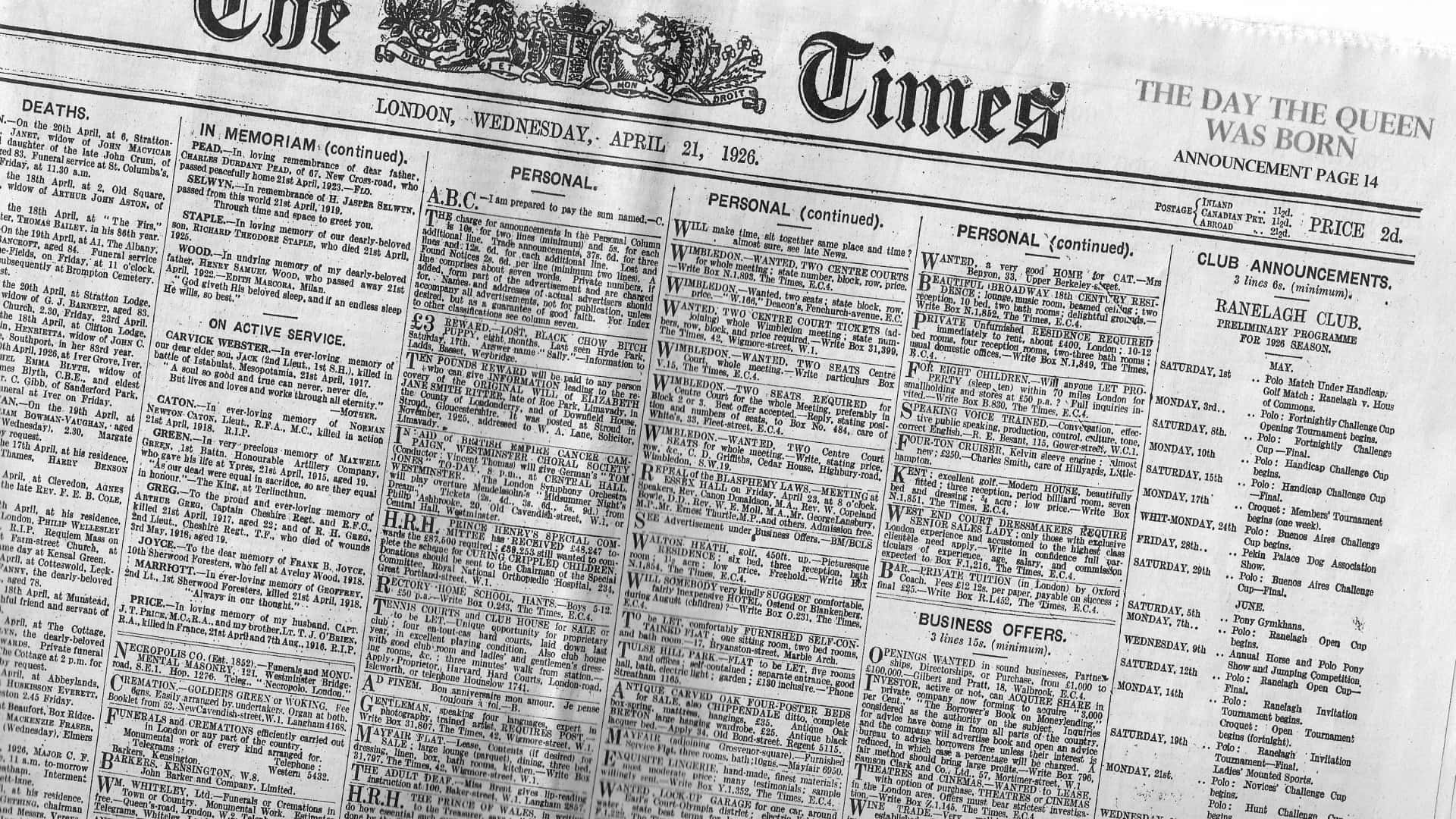 Black And White Newspaper 桌布 壁紙 — 1920年代復古《泰晤士報》報紙頁面，帶有密集文字欄和華麗報頭。