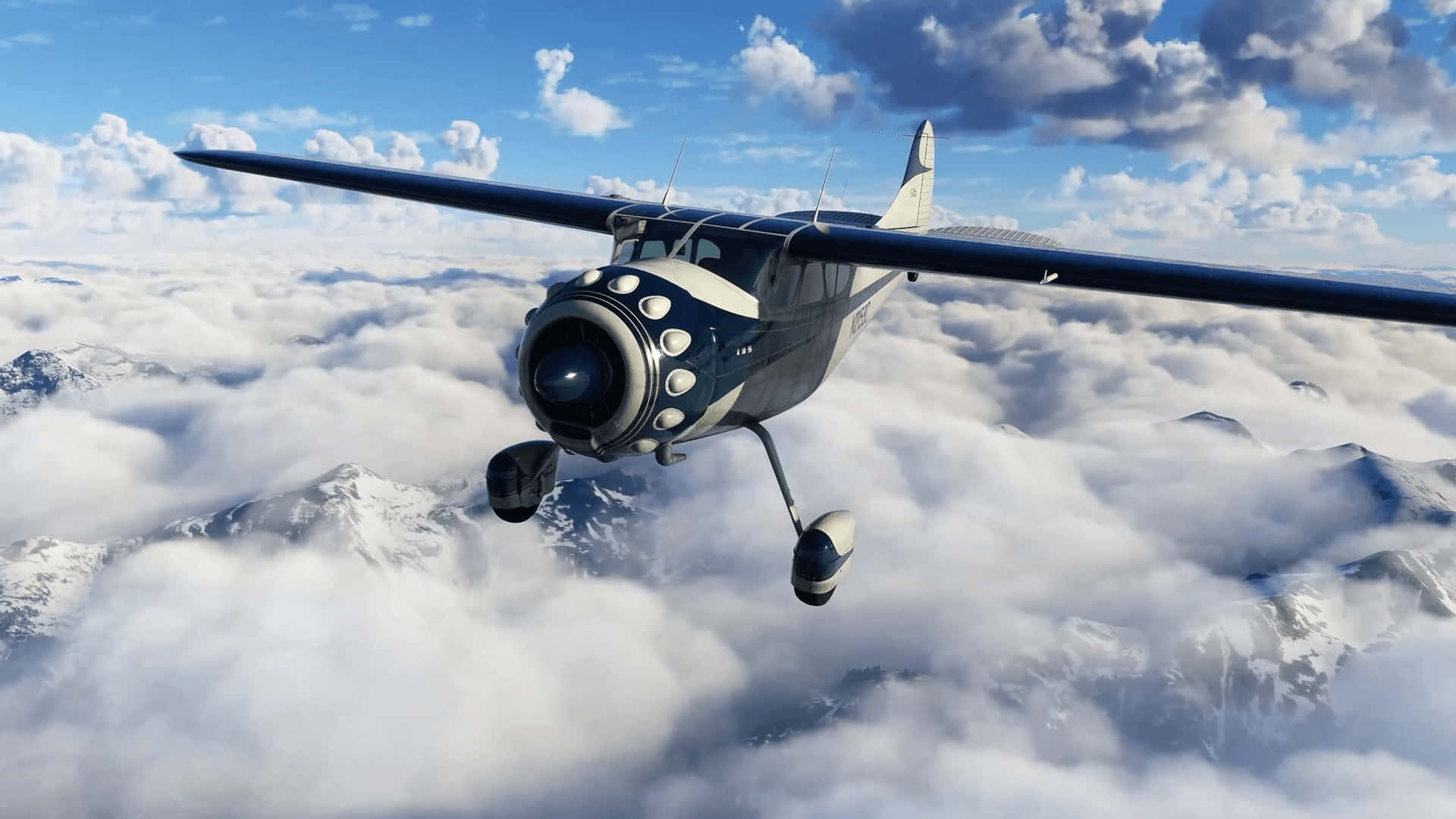塞斯納195商務型小型飛機 壁紙 — 一架復古螺旋槳飛機在蓬鬆的雲層上方翱翔，下方可見積雪的山脈，背景是明亮的藍天。