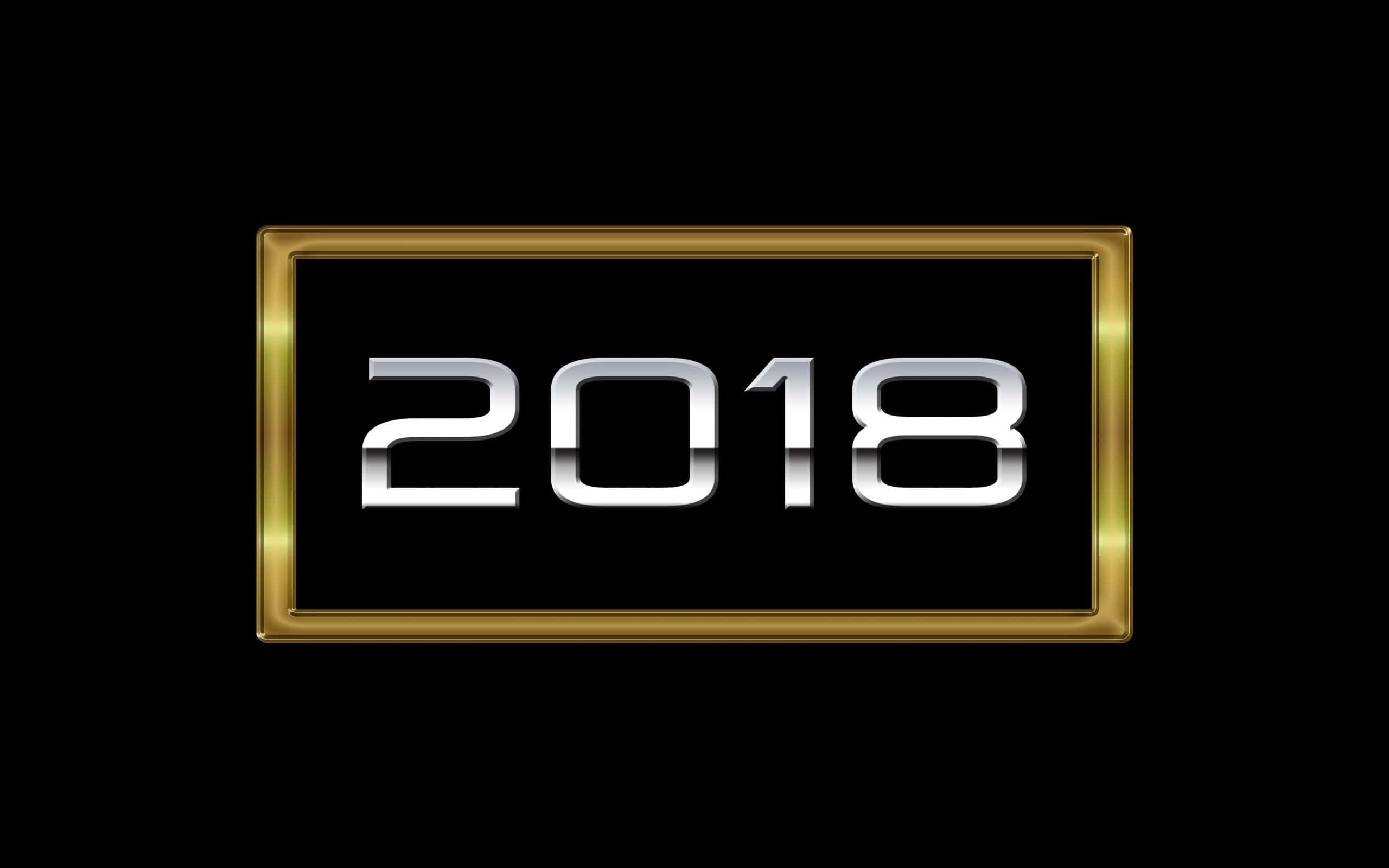 2018 桌布 壁紙 — 2018年以閃亮銀色字體呈現於金色長方形邊框內，背景為黑色。
