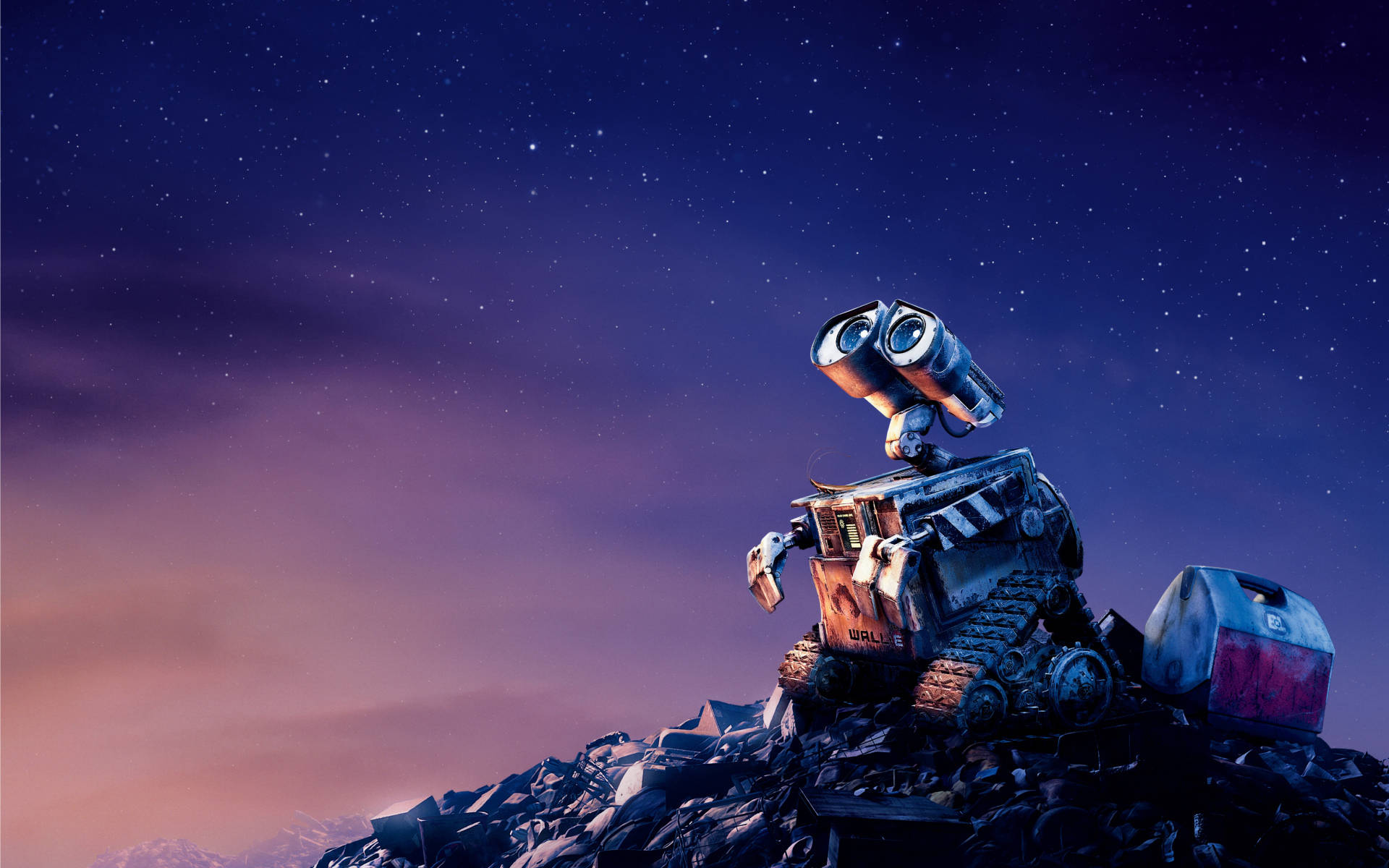 機械人 Wall-E 喺一堆垃圾上面，喺星空夜空下。