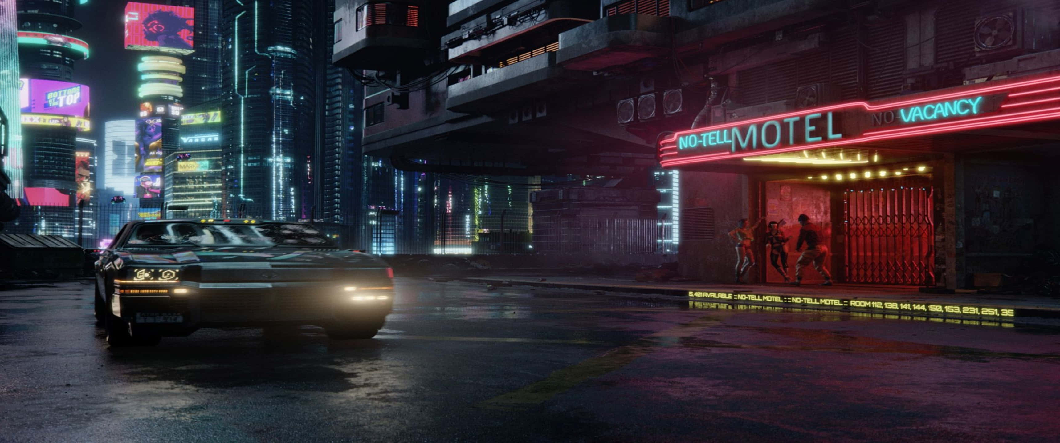 3440x1440p《賽博朋克2077》背景：汽車停在酒店前 壁紙 — 一架時尚的黑色汽車在雨水浸濕、霓虹燈閃爍的賽博龐克城市街道上滑行，經過一個發光的「NO-TELL MOTEL」標誌。