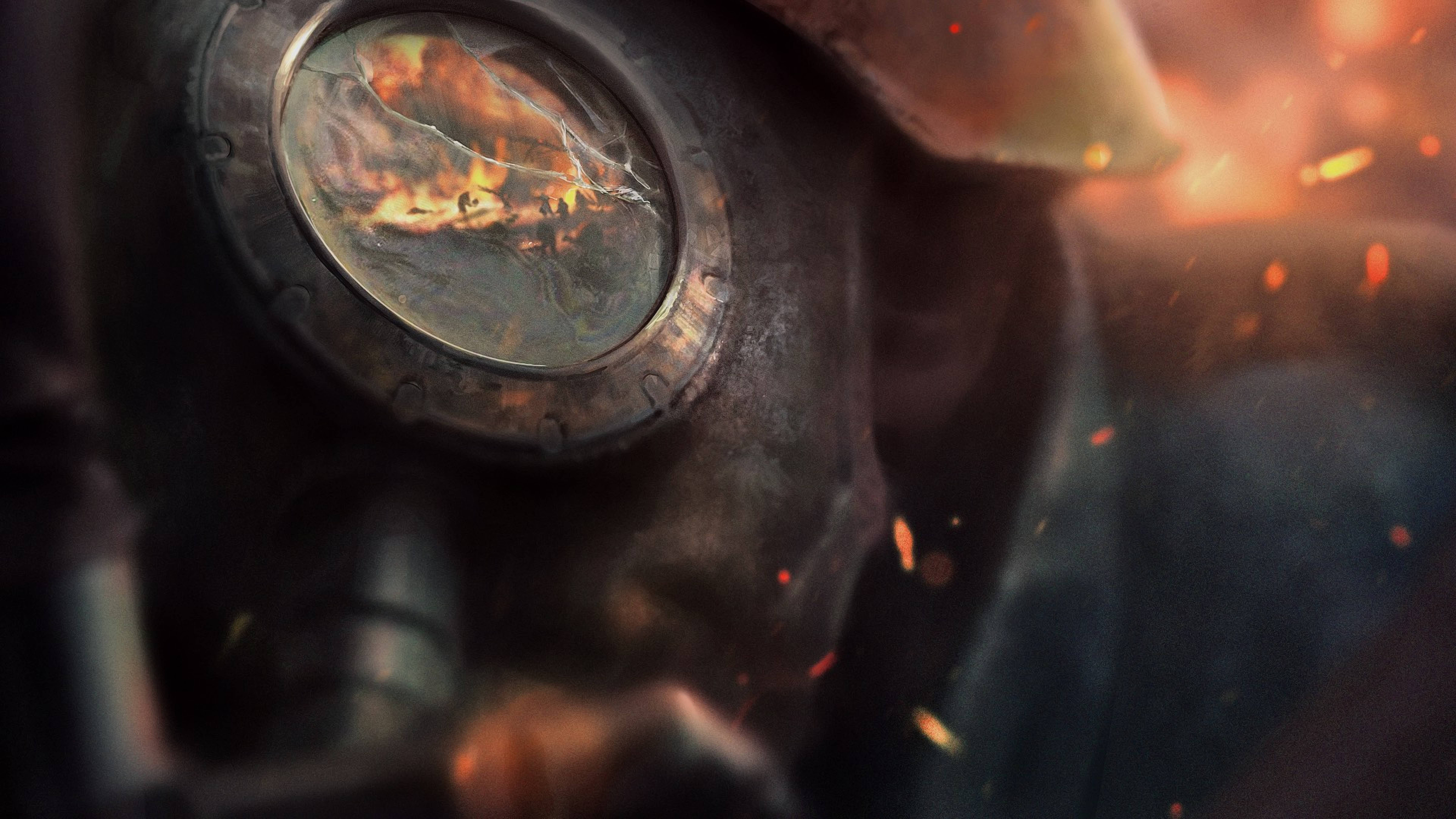 震撼4K BF1藝術作品 壁紙 — 防毒面具破裂視窗的特寫，顯示在黑暗背景中帶有飛舞火花的猛烈爆炸。