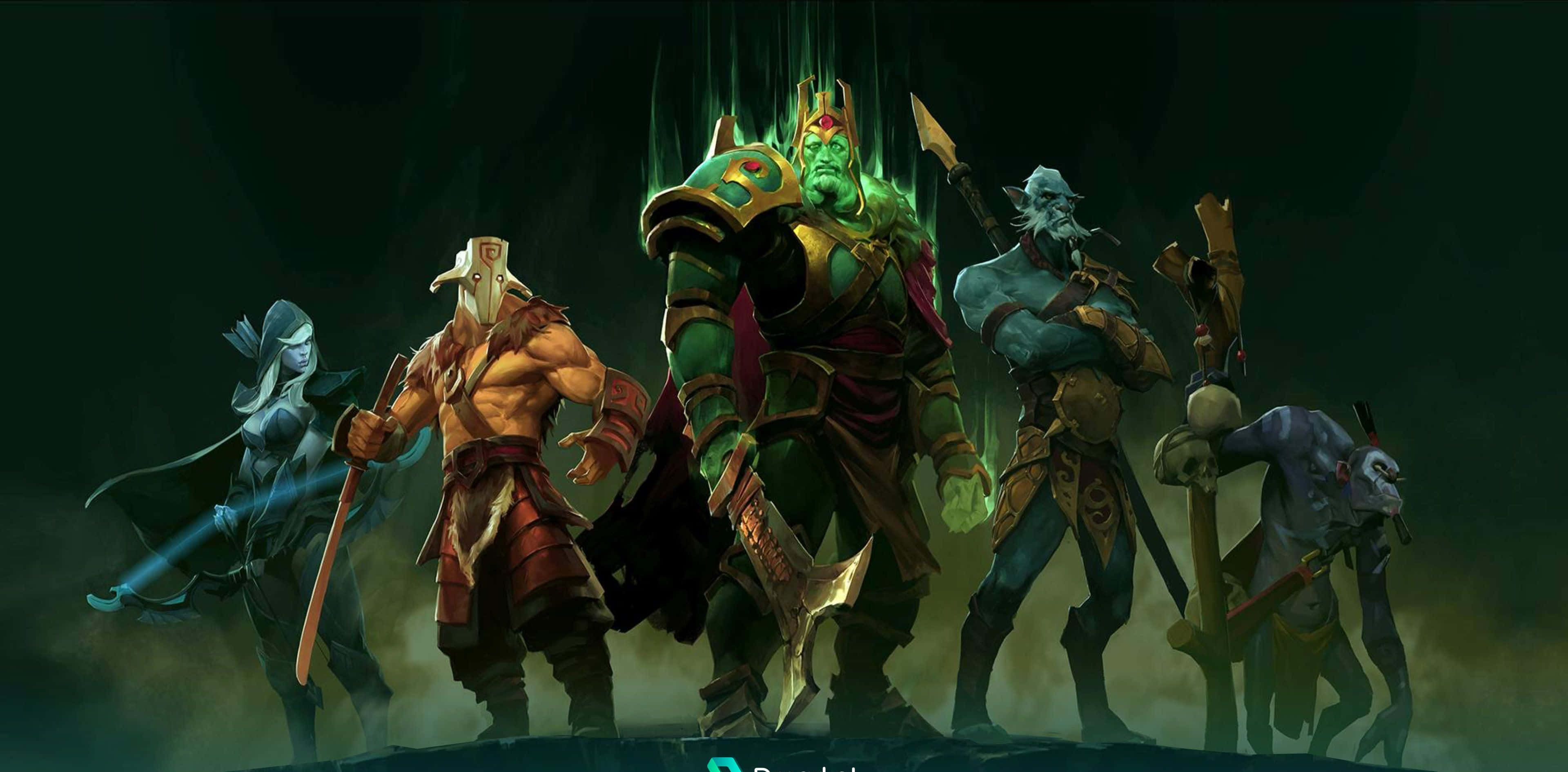 4K Dota 2 背景五人隊伍 壁紙 — 五名幻想戰士手持發光武器，站在陰暗迷霧的戰場上，籠罩在詭異的綠光中。
