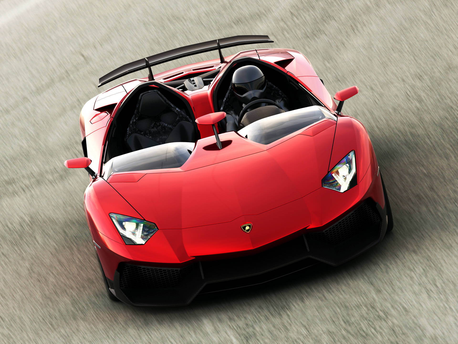 紅色林寶堅尼 Aventador SVJ 在賽道上比賽，司機戴著頭盔。