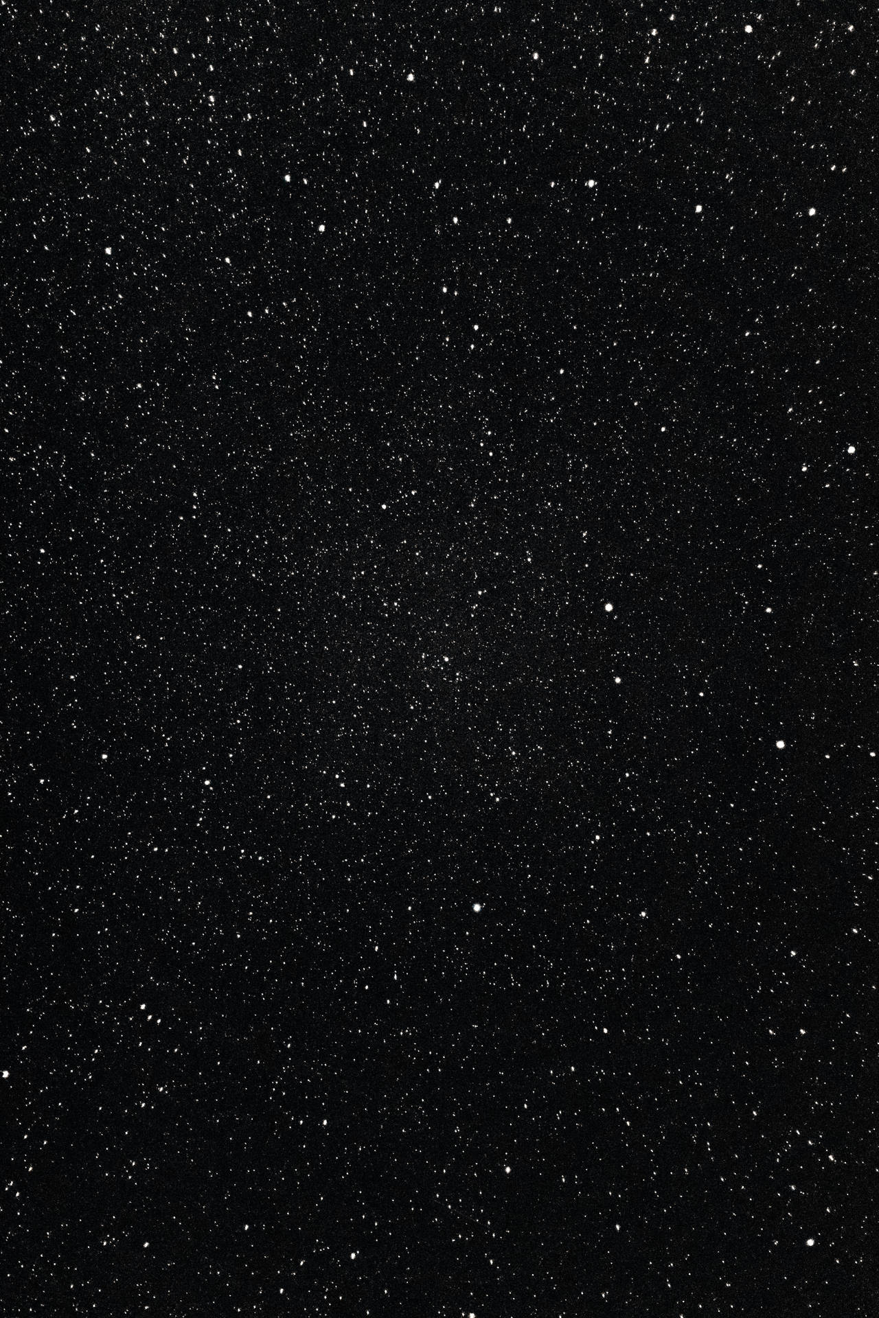 在深黑色背景上，有無數閃爍星星的星空夜空。 — 4K太空 壁紙