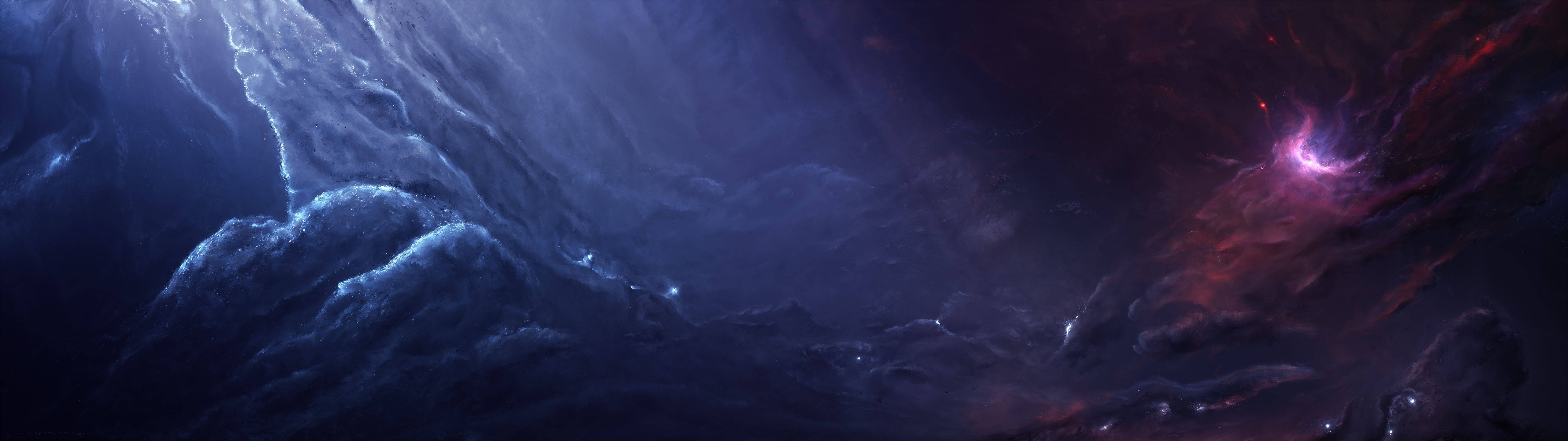 4K雙螢幕絢麗藍粉星系圖像 壁紙 — 宇宙星雲在天體光芒下旋轉，呈現深藍與火紅色彩。