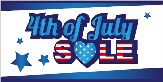 7月4日特賣橫幅 壁紙 — 粗體藍色文字寫著「4th of July SALE」，心形美國國旗被星星環繞在白色背景上。