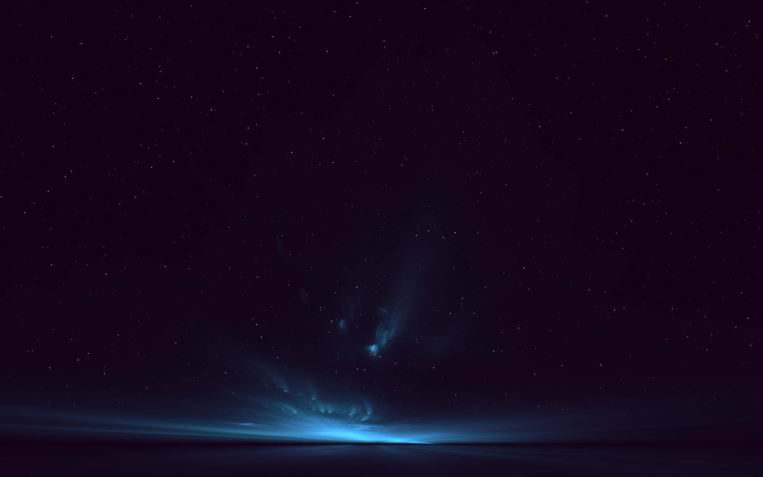 深空中被星星包圍的發光藍色星雲。