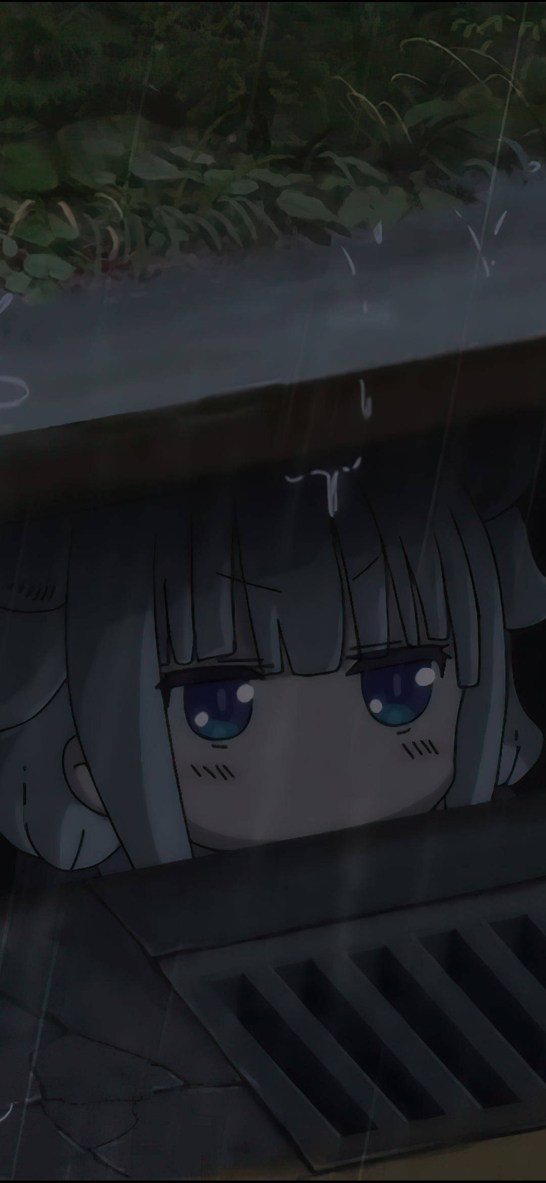 藍眼睛的動漫女孩在被雨淋濕的屋簷下看起來很悲傷。