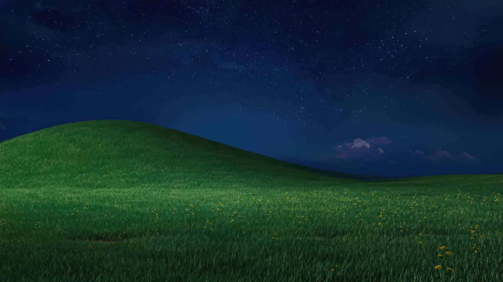  壁紙 — 在繁星點點的夜空下，一個寧靜的草地小山丘，散落著雲朵和發光的蒲公英。