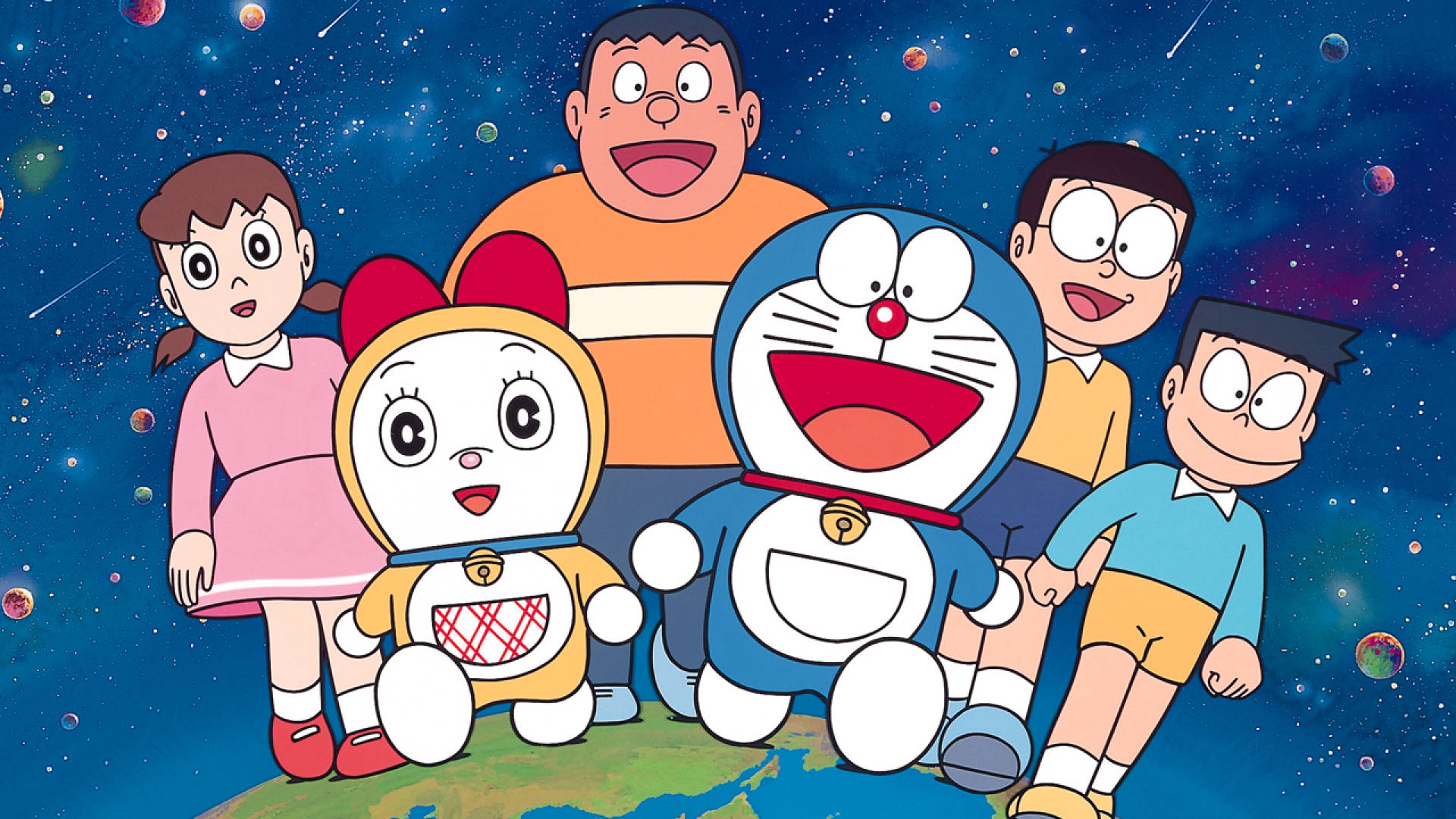 哆啦A夢在太空 壁紙 — 多啦A夢和他的朋友們在地球上愉快地擺姿勢，背景是充滿浮動行星的璀璨星空。