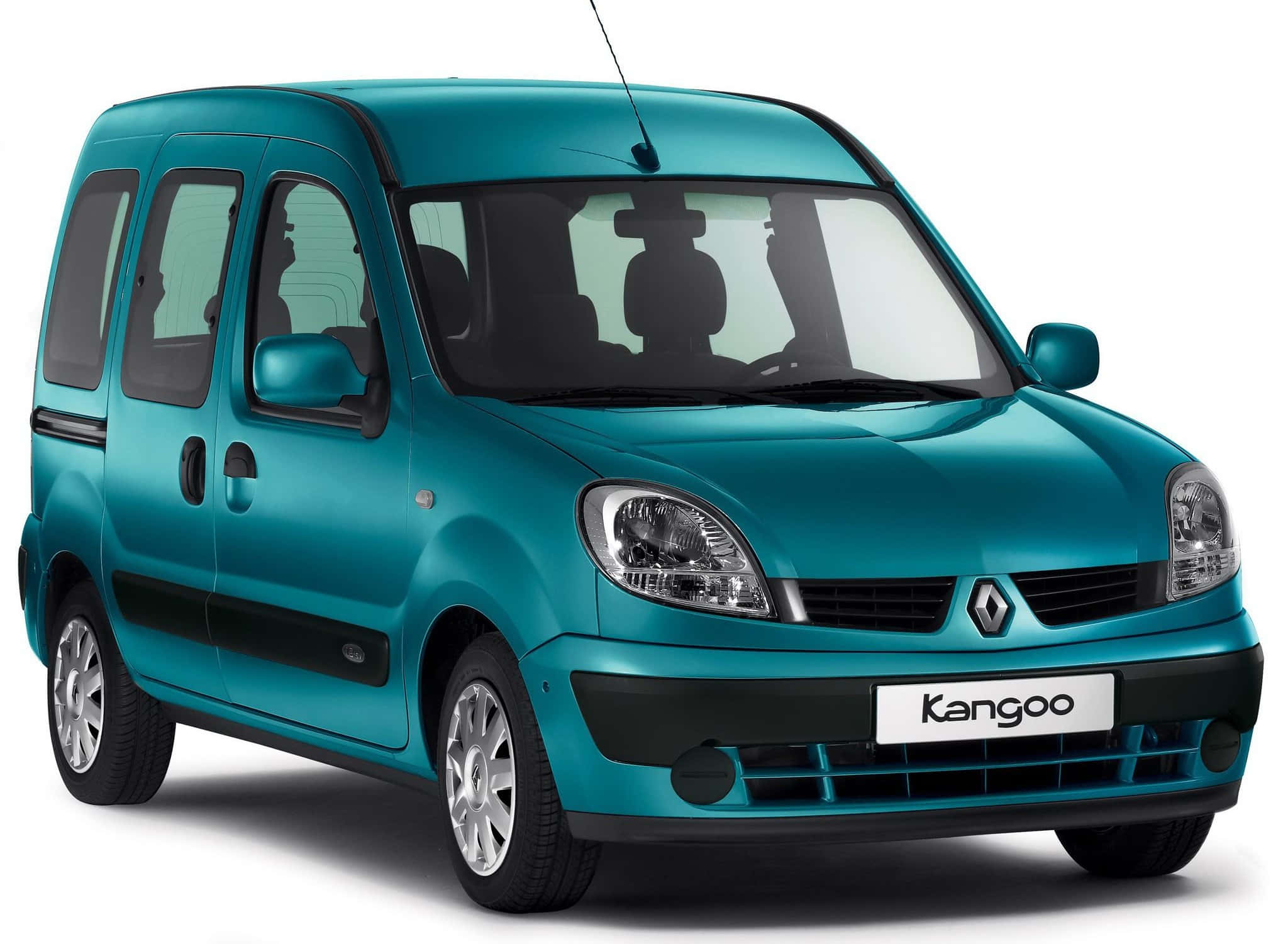 Renault Kangoo 桌布 壁紙 — 一輛充滿活力的青綠色雷諾Kangoo客貨車，在乾淨的白色背景下以攝影棚燈光展示。