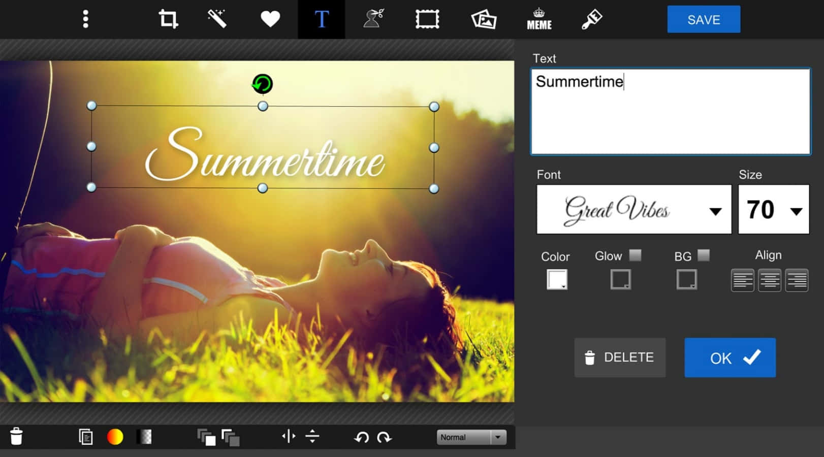 女士在金色陽光下於草地上放鬆，帶有 'Summertime' 文字疊加。