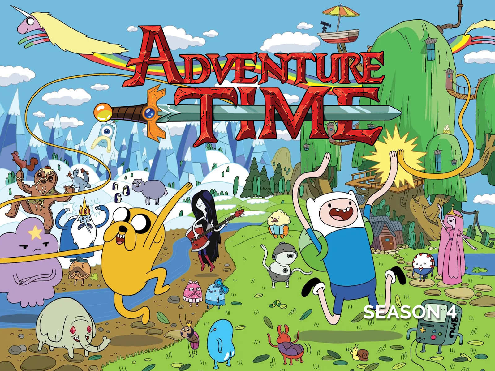 Adventure Time 第四季海報壁紙 壁紙 — 探險活寶角色們在明亮的藍天下，在一個充滿活力的幻想景觀中歡樂地聚集，背景有雪山和巨大的樹屋。