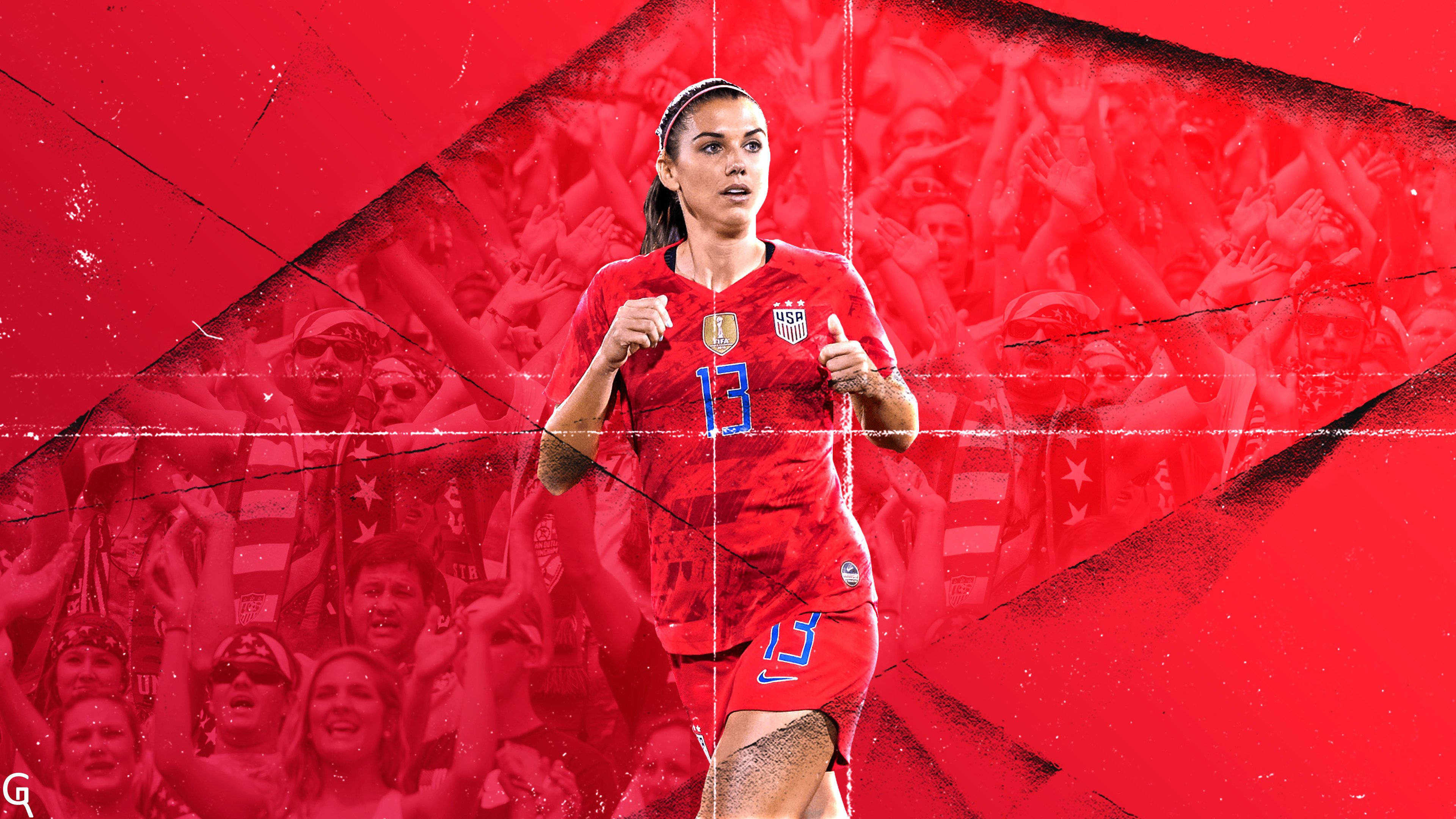 Alex Morgan 紅色背景 壁紙 — 一名身穿紅色美國球衣的女足球員決心向前奔跑，身後歡呼的人群在鮮紅色的圖形設計中逐漸淡出。