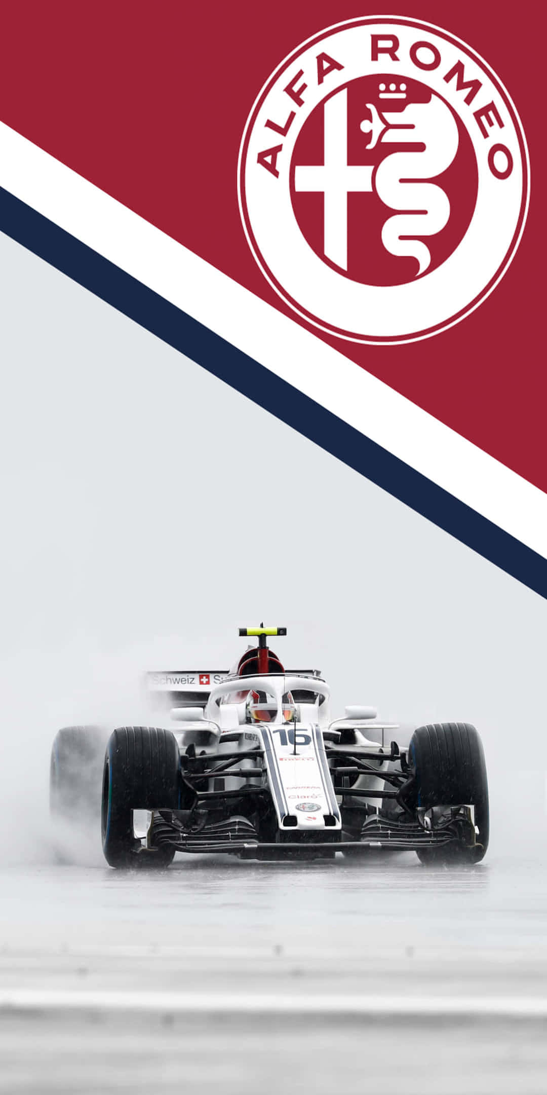 Alfa Romeo Pixel 3 2016 F1 背景 壁紙 — 一輛白色愛快羅密歐一級方程式賽車在濕滑賽道上疾馳，輪胎升起霧氣，上方有醒目的紅白藍斜紋橫幅。