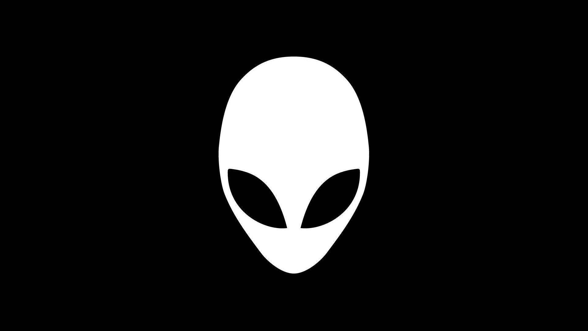 極簡純白 Alienware 圖標 壁紙 — 一個極簡風格的白色外星人頭部剪影，帶有大黑眼睛，居中在純黑色背景上。