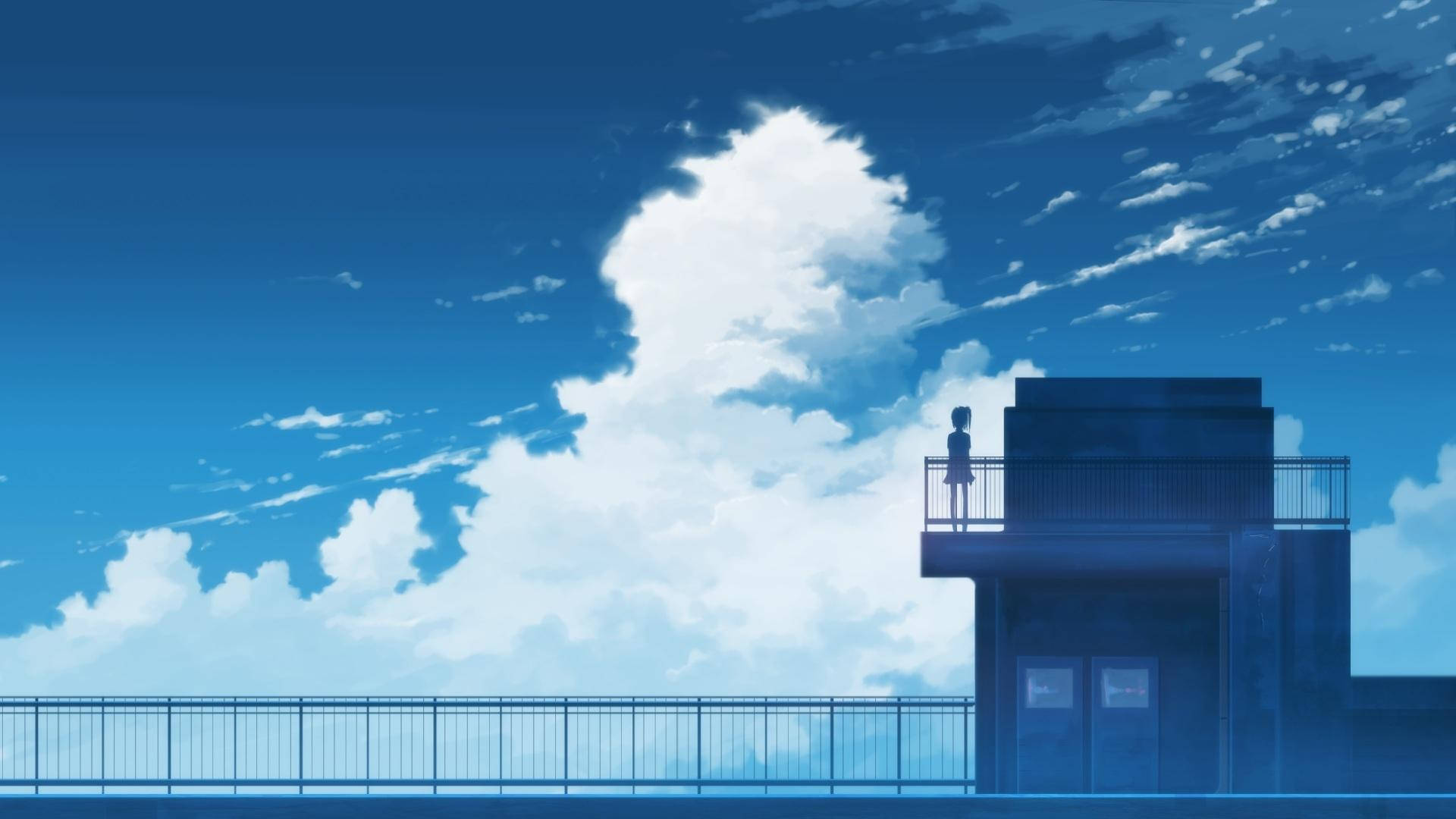 動畫學校風景 學生在屋頂 壁紙 — 一個孤獨的動漫女孩站在屋頂陽台上，凝視著充滿蓬鬆白雲的廣闊藍天。