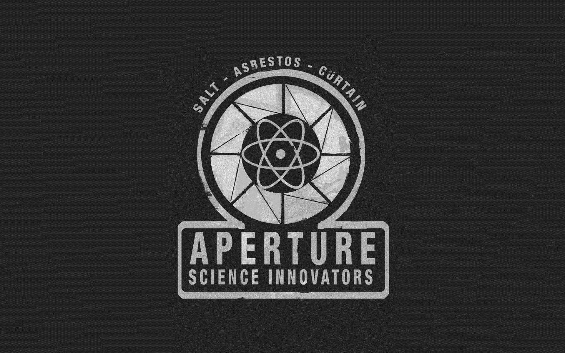 Aperture Science Innovators 標誌，帶有原子符號和文字 salt asbestos curtain。