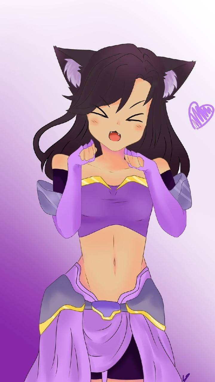 穿著紫色服裝的貓耳動漫女孩做出俏皮的表情。
