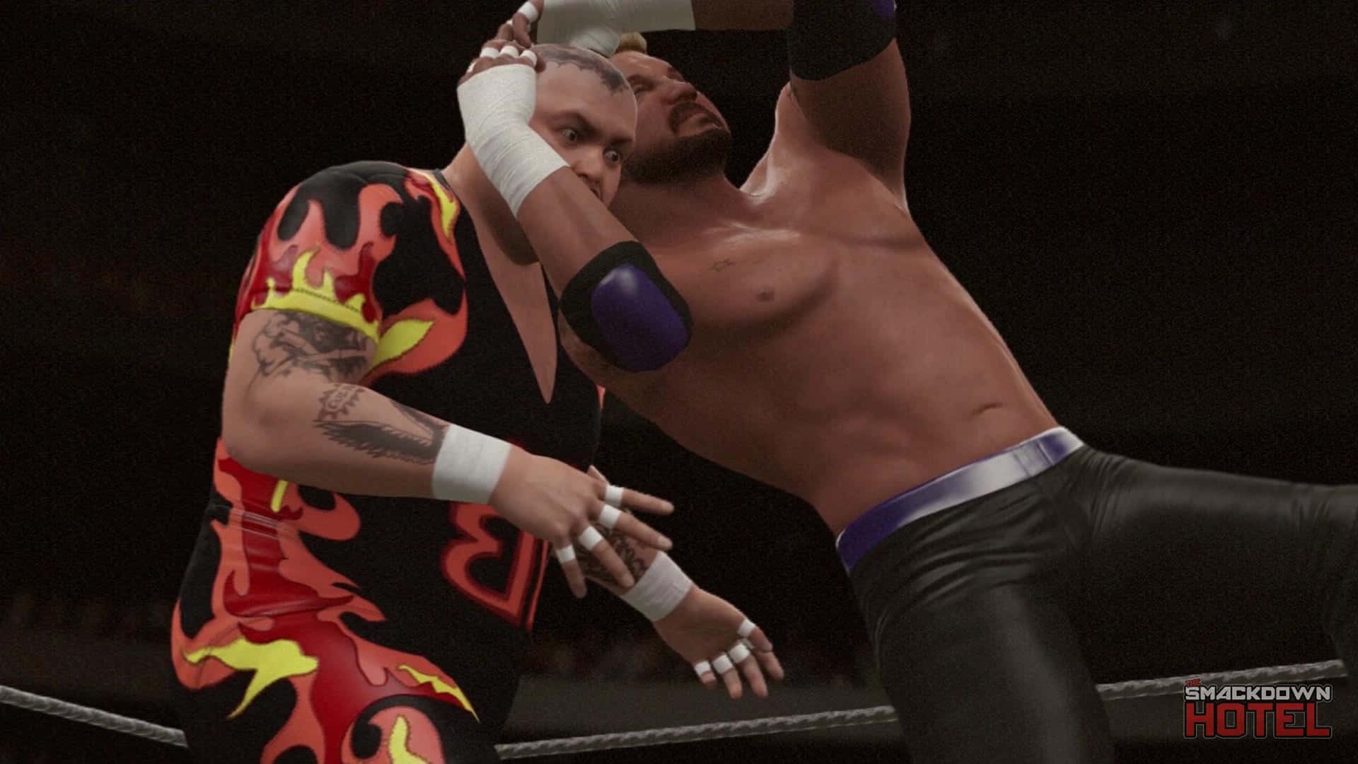 Bam Bam Bigelow VS. Diamond Dallas WWE 2K15遊戲場景 壁紙 — 兩名摔角手在擂台上激烈纏鬥，一人穿著火焰圖案裝備，另一人赤裸上身帶有紫色點綴。