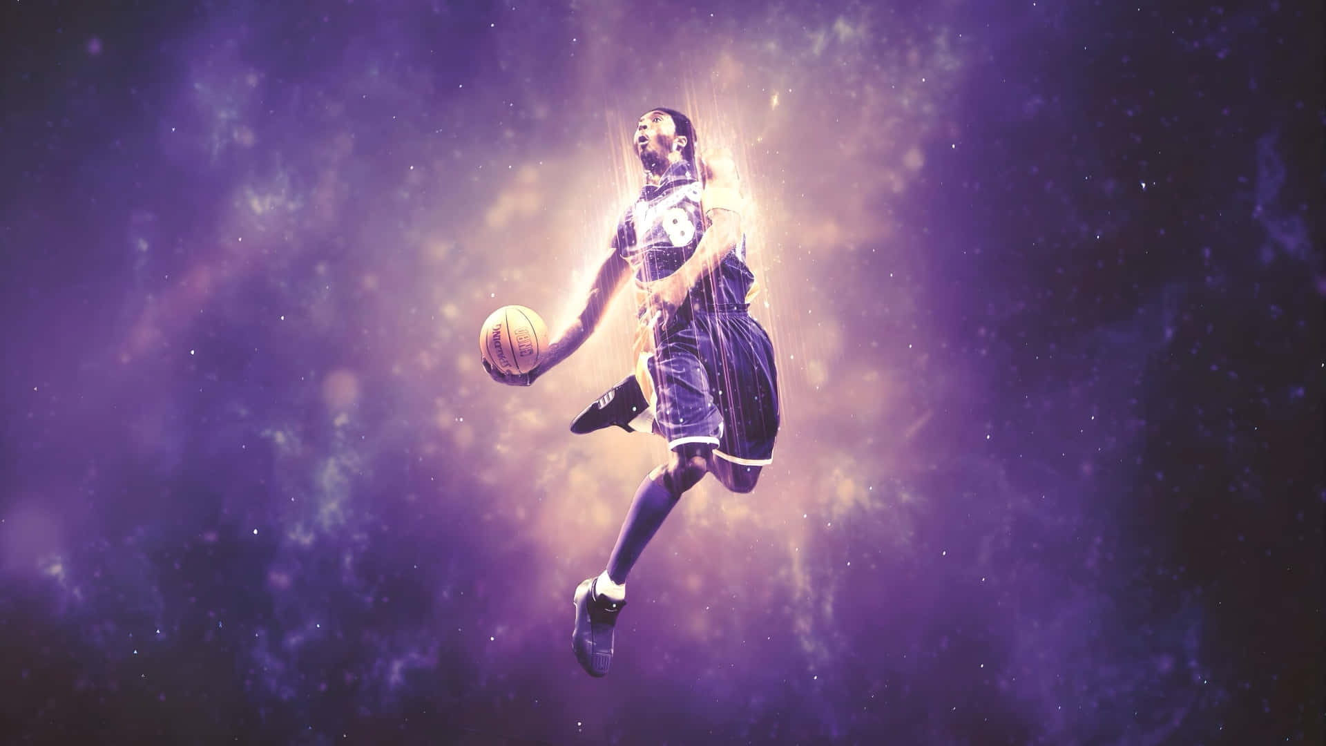  壁紙 — 一名籃球運動員在帶有發光粒子的宇宙紫色星雲背景下動態跳躍。