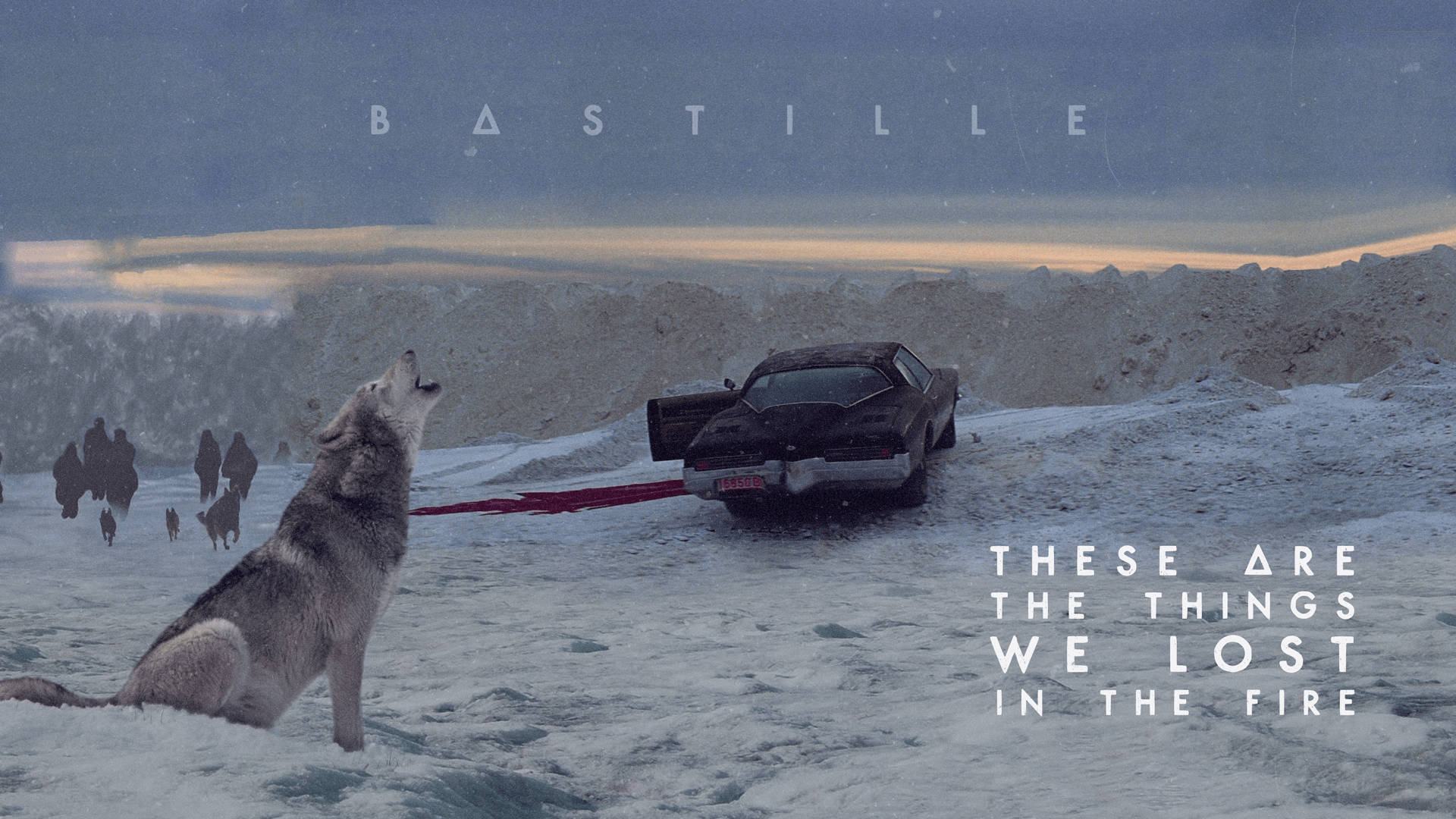 Bastille新歌封面 壁紙 — 一隻孤狼在雪地上，旁邊有一輛破車帶有紅色血跡，剪影人物在暮色天空下走遠，狼在嚎叫。