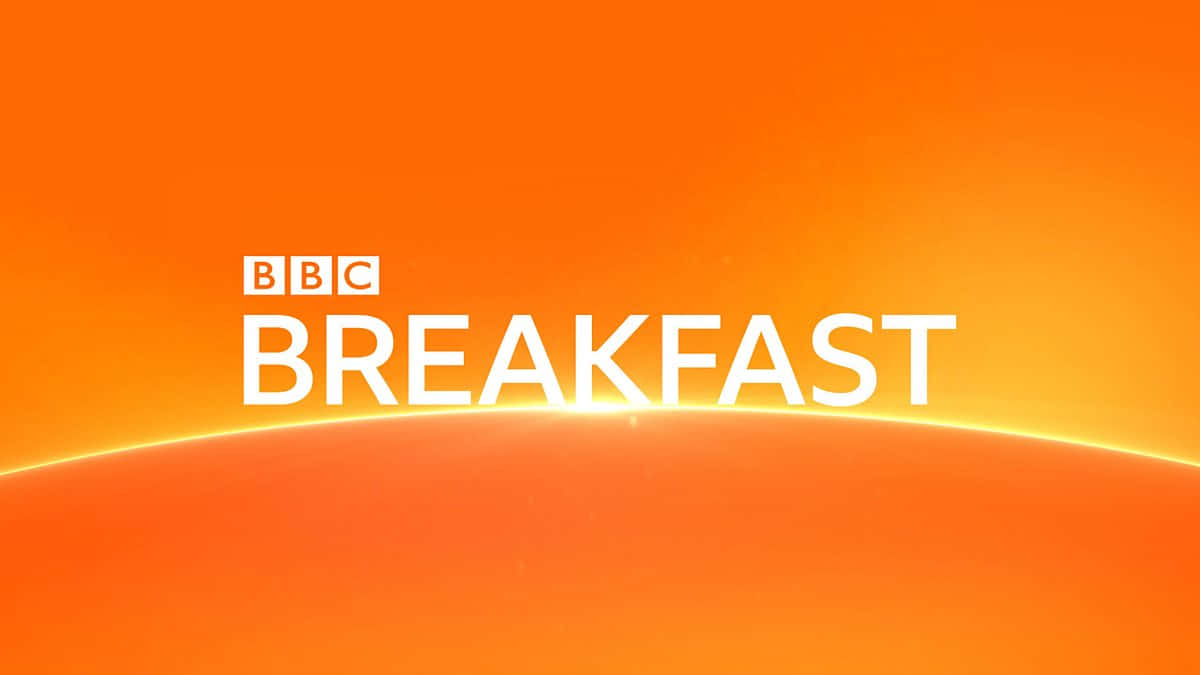 BBC Breakfast 標誌搭配日出漸變背景