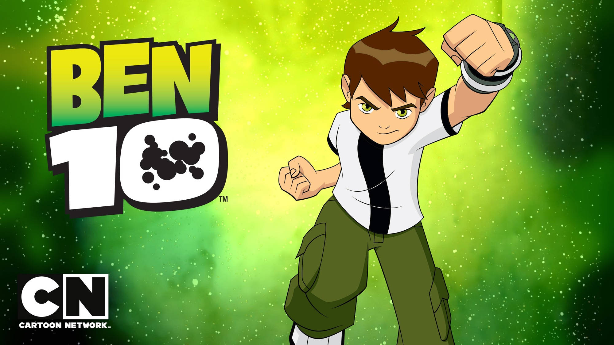 經典 Ben 10 海報 壁紙 — 一個自信的動畫男孩穿著白襯衫和綠褲，在發光的綠色宇宙背景前舉起手腕裝置，帶有Ben 10標誌。