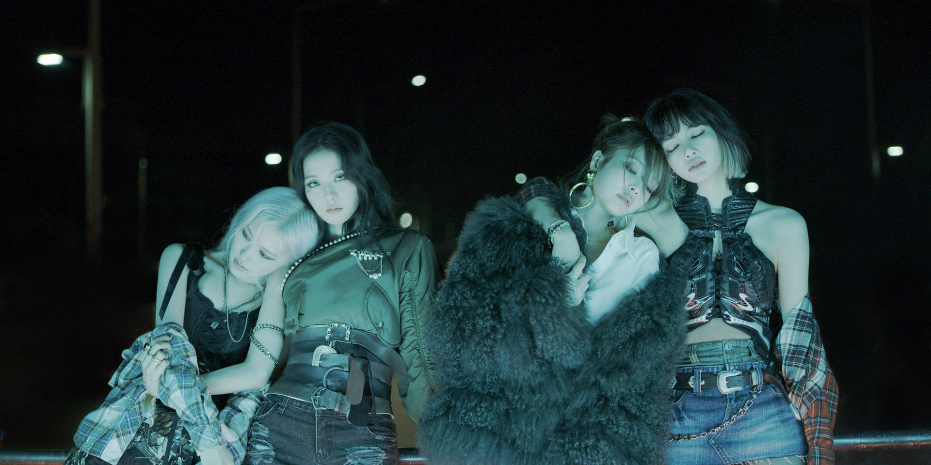 BLACKPINK 穿黑色服裝 壁紙
