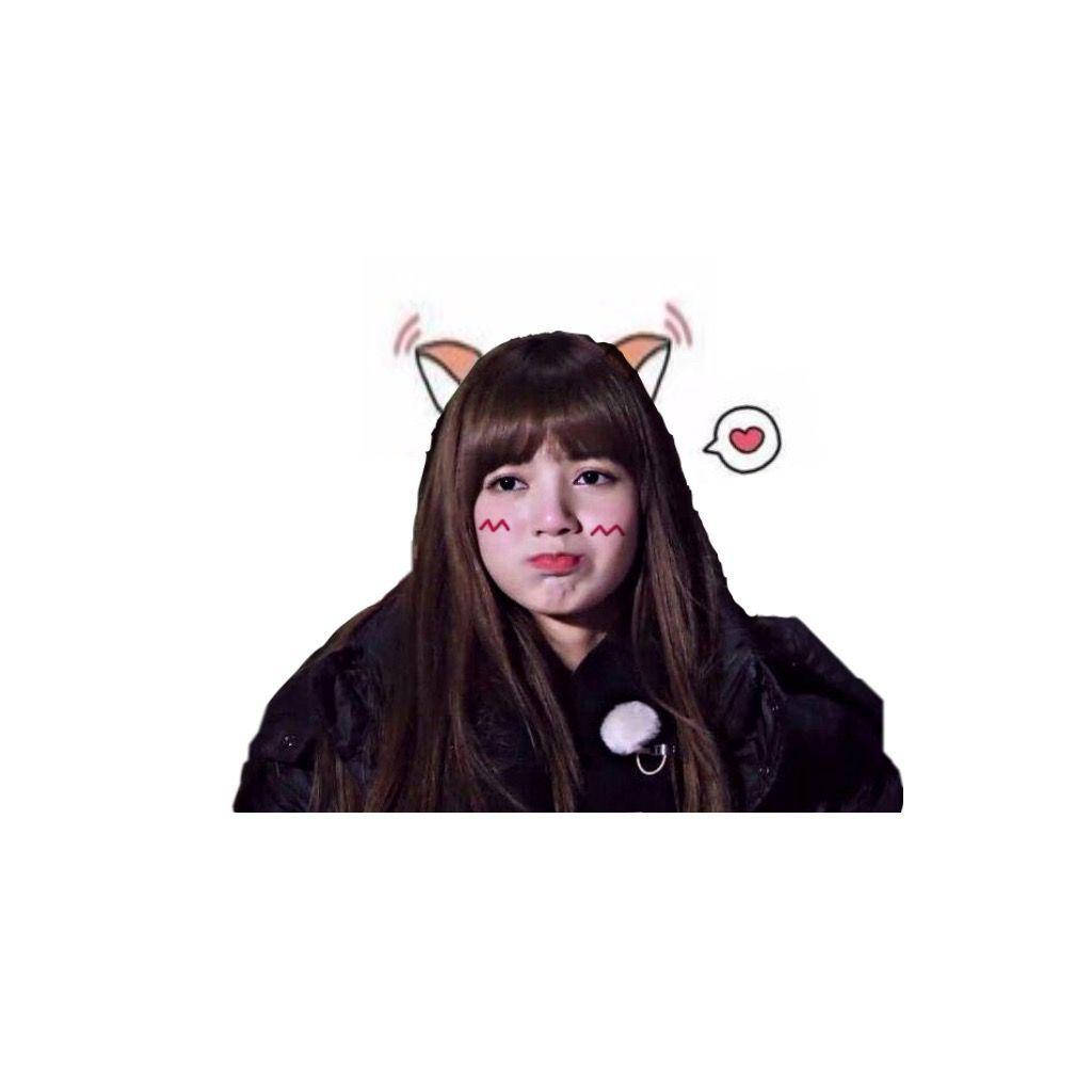 BLACKPINK LISA 可愛貓咪風格 壁紙 — 一位年輕女性戴著貓耳和心形對話框，在純白背景前俏皮地擺姿勢。