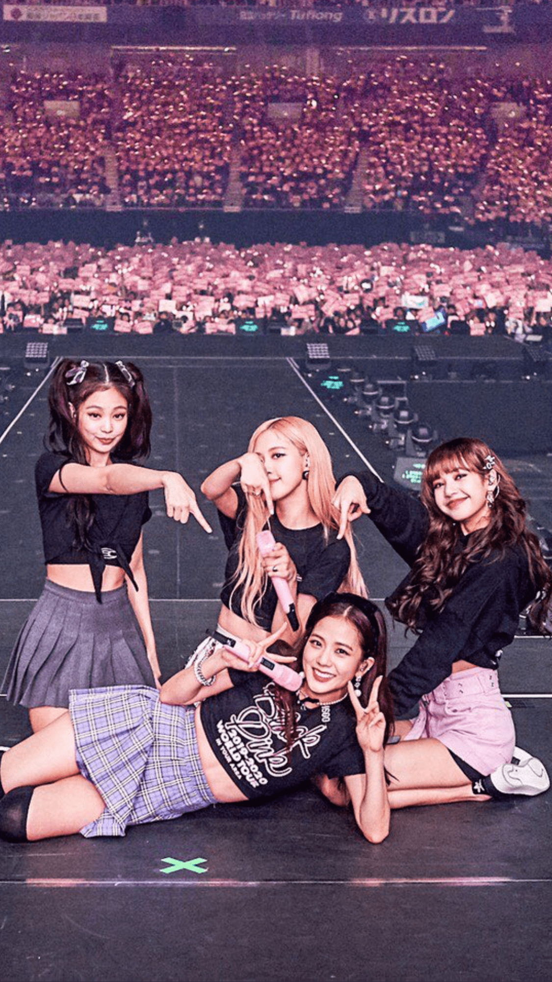 星級風采與能量 — BLACKPINK演唱會精彩瞬間 壁紙