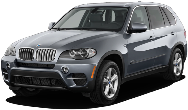 銀色BMW X5 SUV側面視圖 壁紙 — 一輛時尚的銀色BMW X5 SUV在攝影棚燈光下，搭配潔白背景。