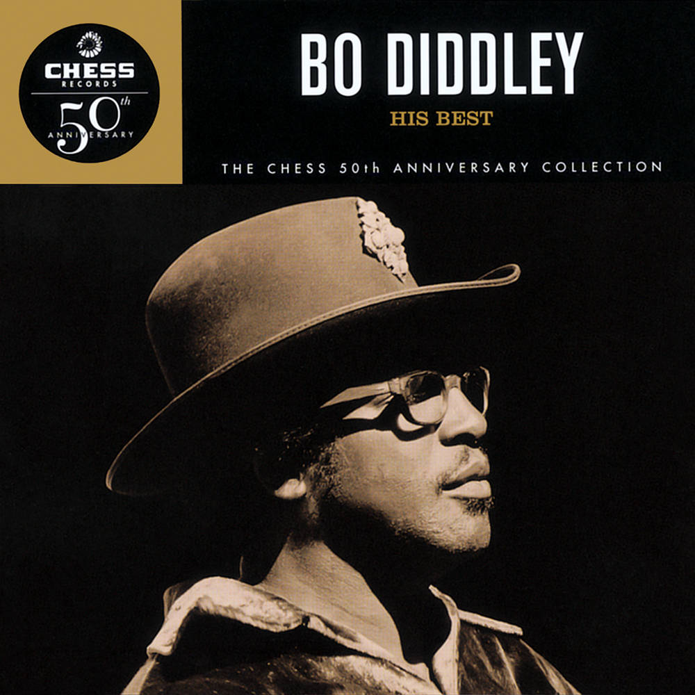Bo Diddley《His Best》專輯封面 壁紙 — 一張復古棕褐色調的Bo Diddley肖像，戴著軟呢帽和眼鏡，在黑色背景上仰望，帶有專輯文字。