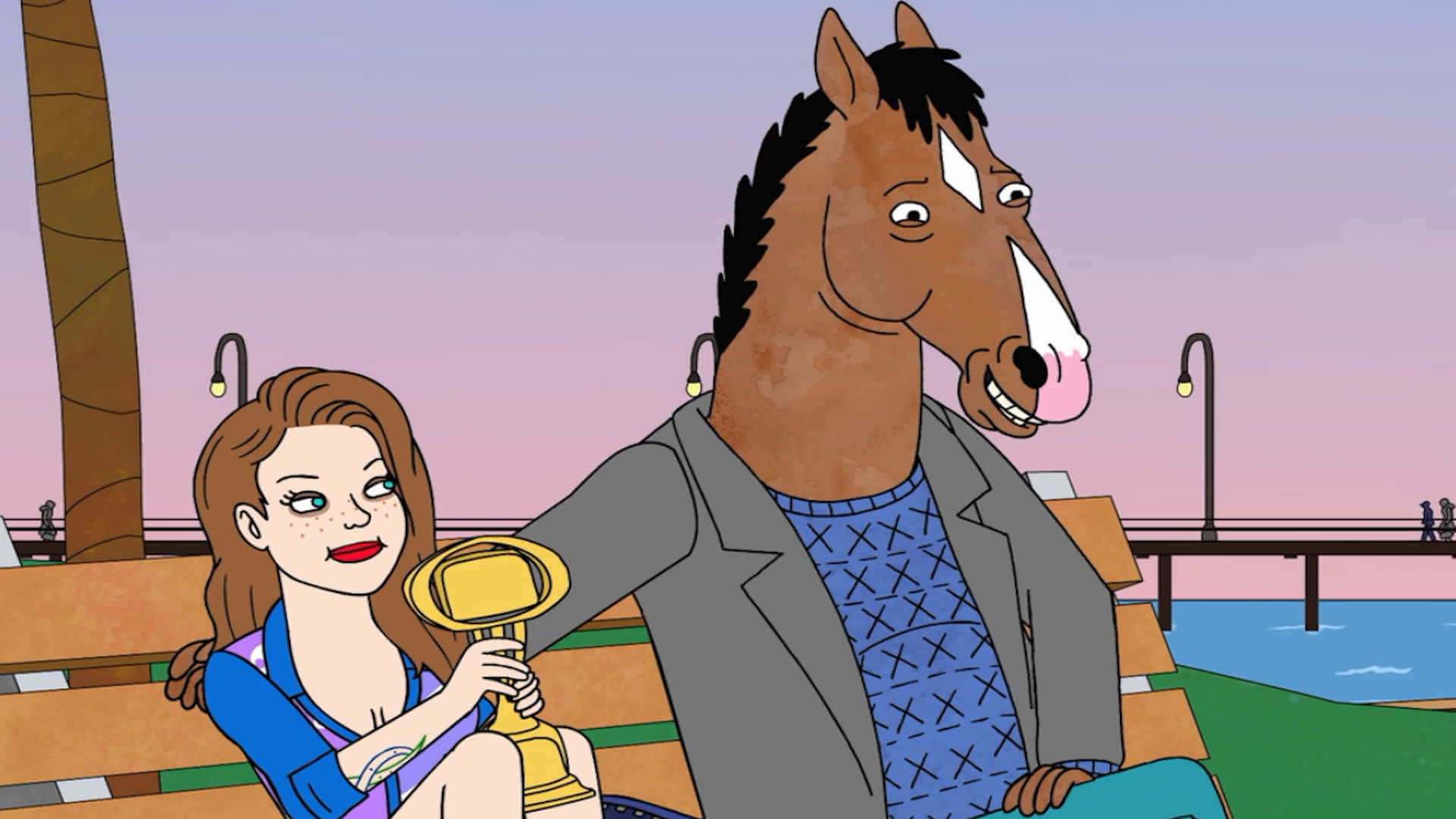 BoJack Horseman乘著明星之浪 壁紙 — 卡通馬和女人坐在水邊長椅上，在粉紅色日落天空下拿著獎盃。