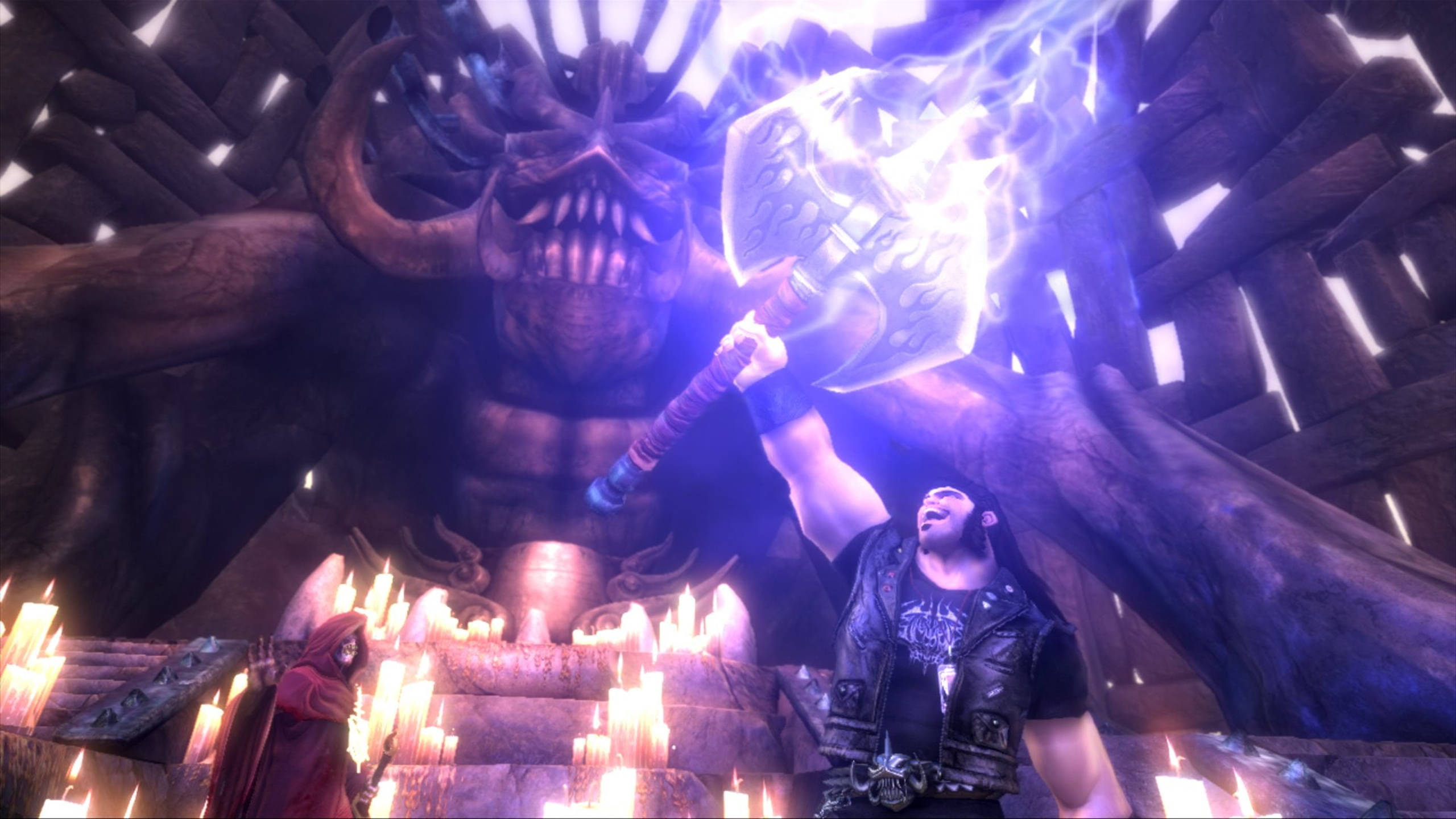 Brutal Legend 艾迪持分離斧 壁紙 — 一名戰士在燭光點點的寺廟中，高舉發光的錘子對抗巨大的惡魔雕像。