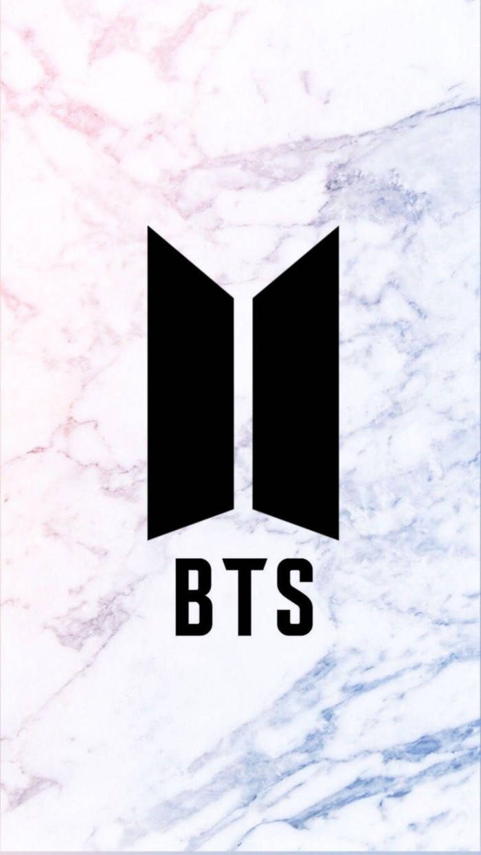 大理石背景上的BTS標誌