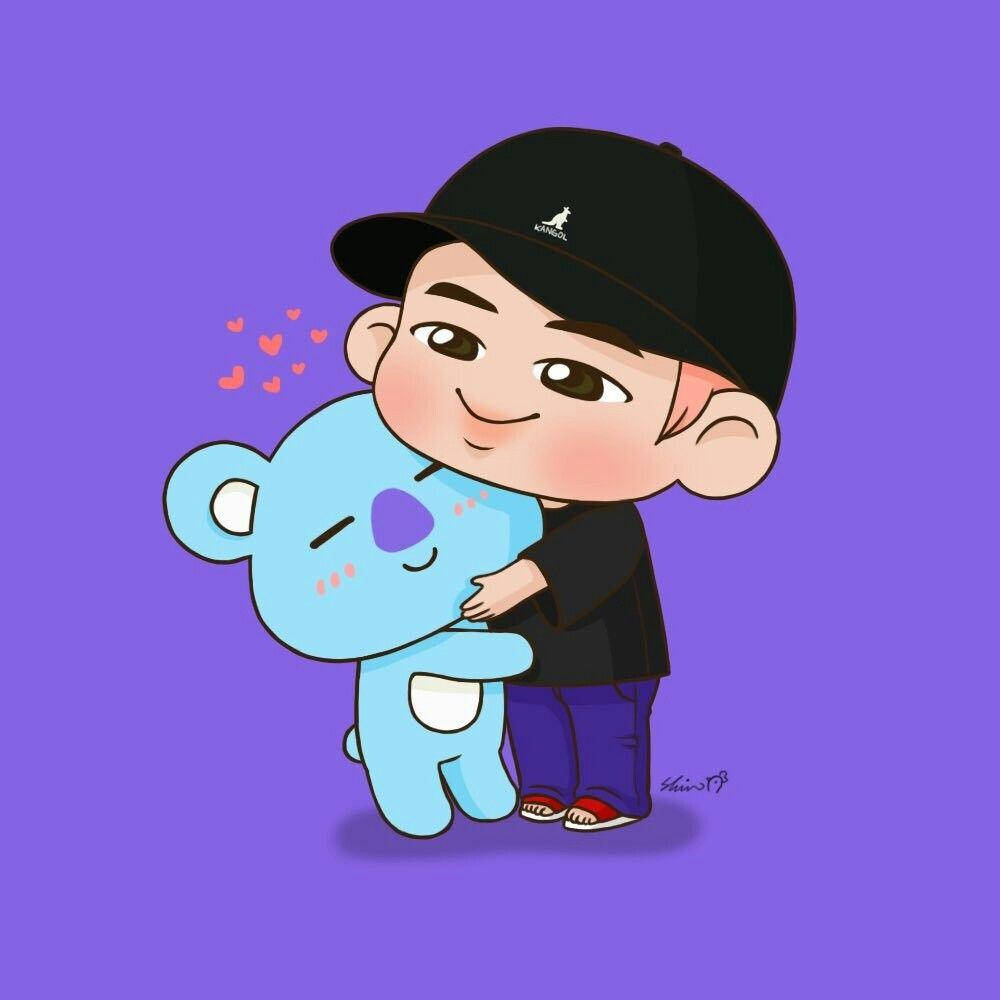 BTS動漫風格：RapMon擁抱熊 壁紙 — 一個戴黑色鴨舌帽的開心卡通男孩，在純紫色背景前抱著藍色樹熊毛公仔，附近有心形漂浮。