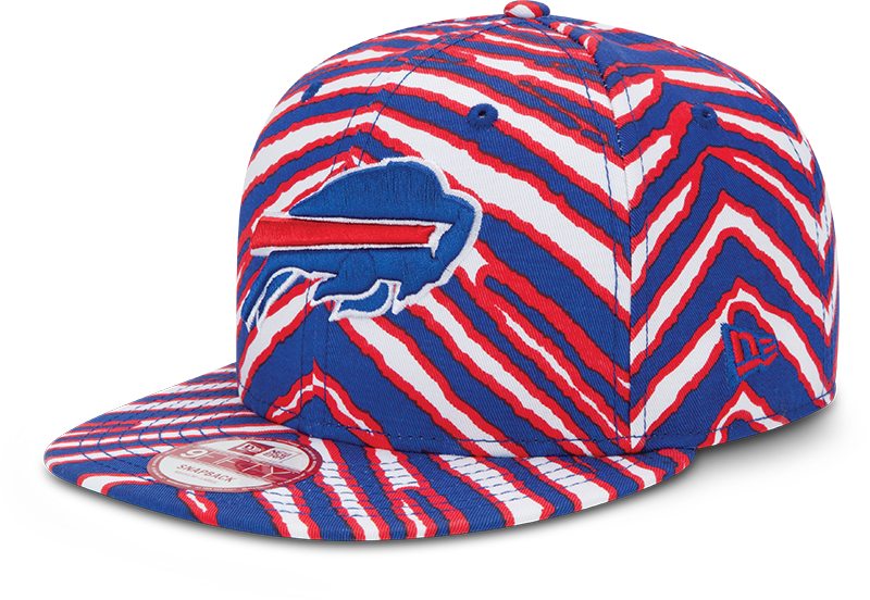 Buffalo 主題運動帽 壁紙 — 一頂 Buffalo Bills NFL 帽子，帶有醒目的紅、白、藍色鋸齒圖案和球隊標誌。
