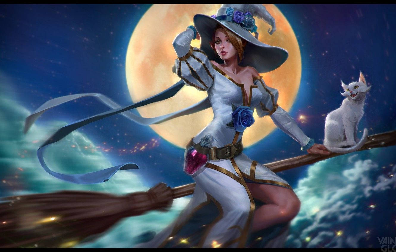 Celeste Vainglory 巫女裝甲 壁紙 — 一位身穿白色長袍和寬邊帽的女巫，帶著一隻白貓，在閃爍的滿月和星空下騎著掃帚飛行。