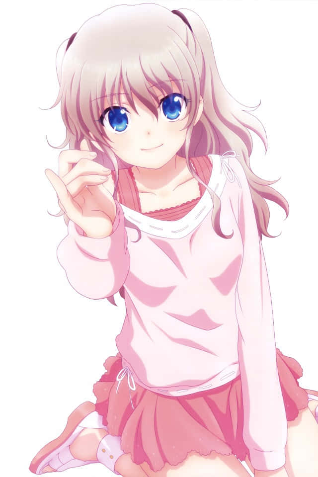 Charlotte動畫 - 桃里奈粉紅許願 壁紙 — 一個開心的動漫女孩，粉紅色頭髮和藍色眼睛，穿著柔軟的粉紅色服裝，在白色背景上開心地揮手。