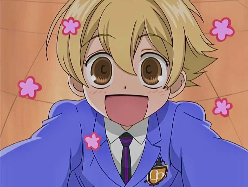 Renge Houshakuji 桌布 壁紙 — 一個開心的動畫男孩，金髮和大大的棕色眼睛，穿著藍色校服，被飄浮的粉紅色花朵包圍。