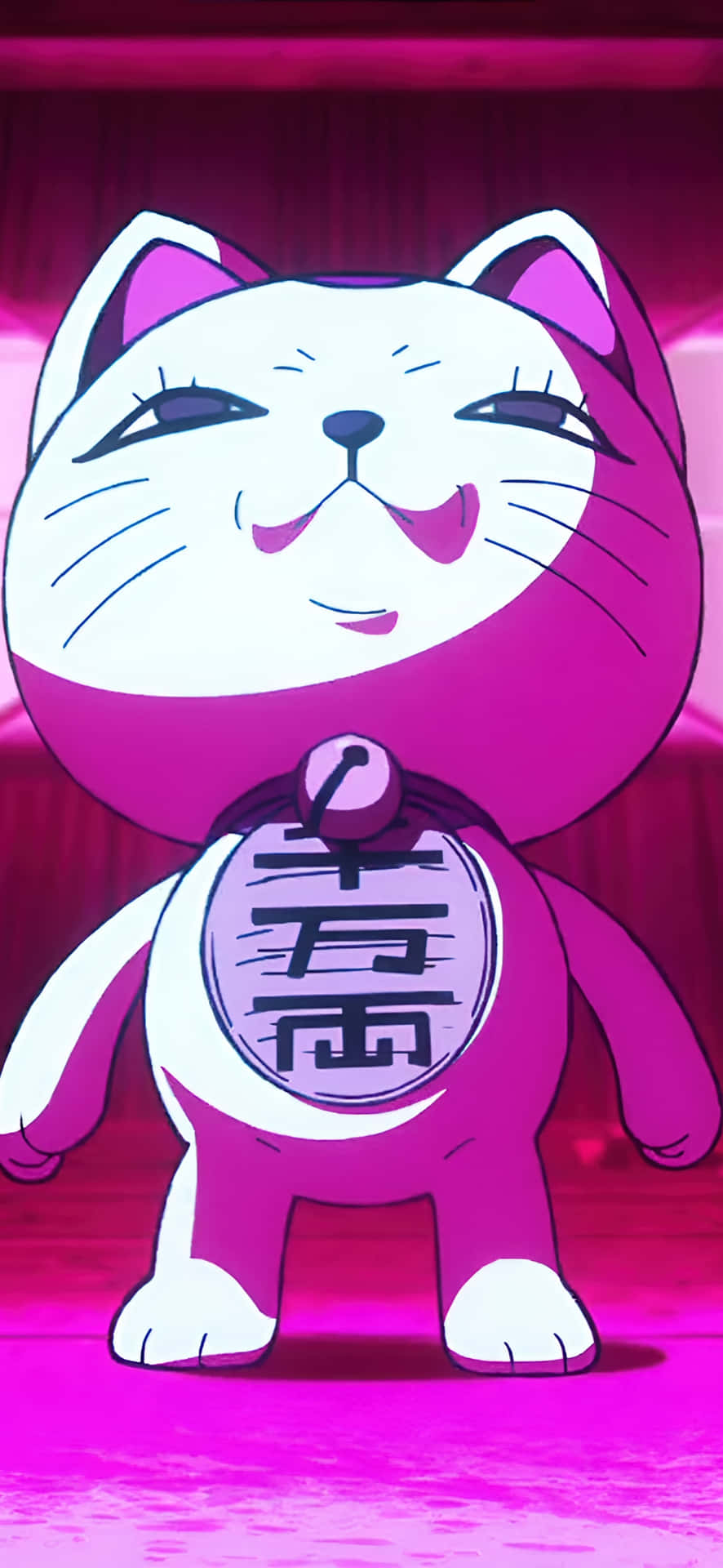  壁紙 — 一隻快樂的粉紅色動漫貓，閉著眼睛，脖子上掛著鈴鐺，站在發光的洋紅色房間裡。