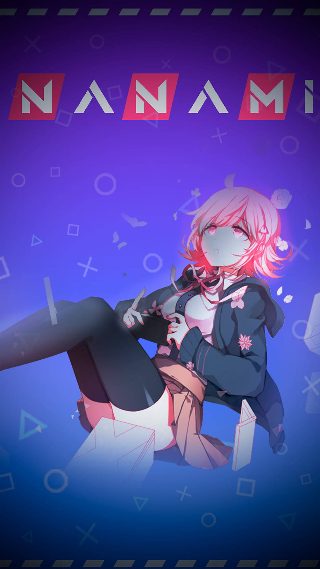Chiaki Nanami 海報 壁紙 — 一位粉紅色頭髮的動漫女孩穿著校服，盤腿坐在漸變紫藍色背景前，背景有漂浮的幾何形狀和單詞NANAMI。
