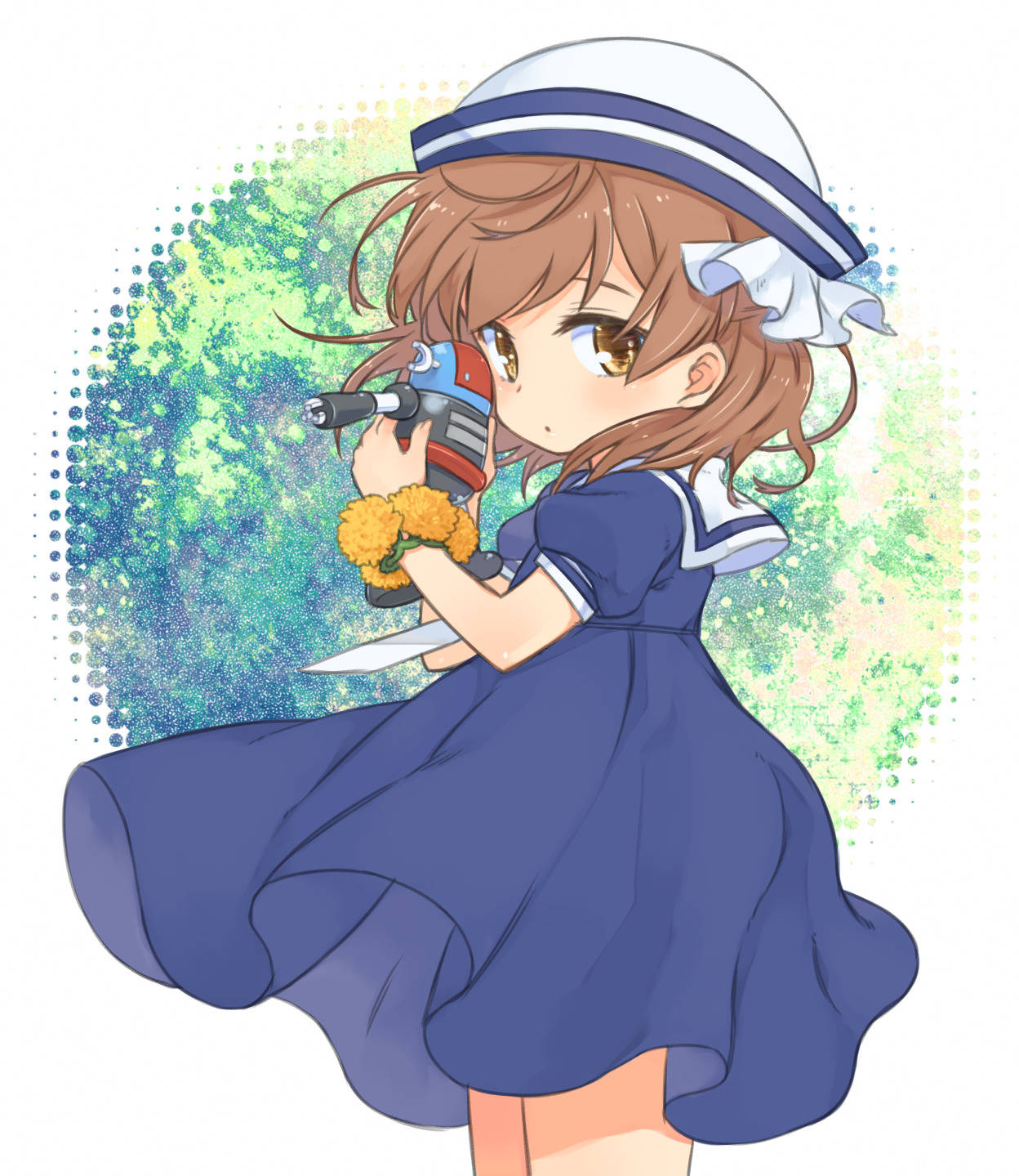 穿水手服的動漫女孩，手持玩具槍和花朵