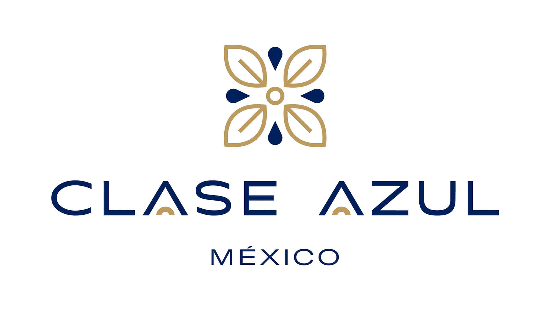 Clase Azul Mexico 標誌，帶金色和藍色花卉徽章及文字