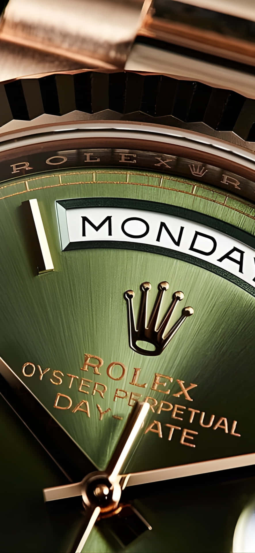  壁紙 — 勞力士Oyster Perpetual Day-Date手錶錶面特寫，顯示星期一為綠色配金色點綴。
