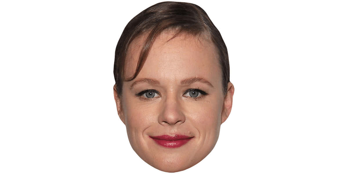  壁紙 — 一位微笑女士的臉部特寫，短棕髮和紅唇膏，背景為純白色。